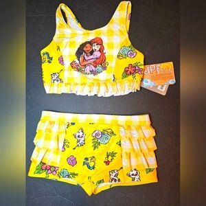 Girls two piece Disney Size: 9-10 Brand: Disney